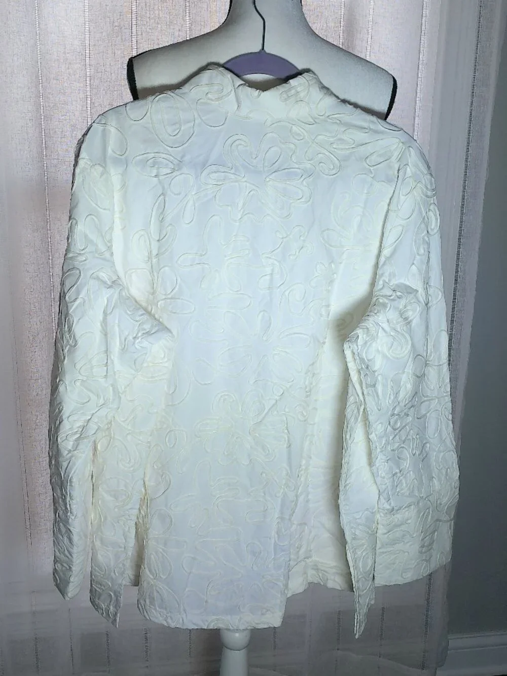 WYNNE COLLECTION NWT Lg Slve Button Up Cream w/All Decorative Applique Blouse 1X - Picture 3 of 12